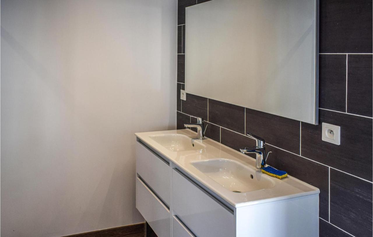 Stunning Apartment In Noirmoutier-En-Lile Zewnętrze zdjęcie
